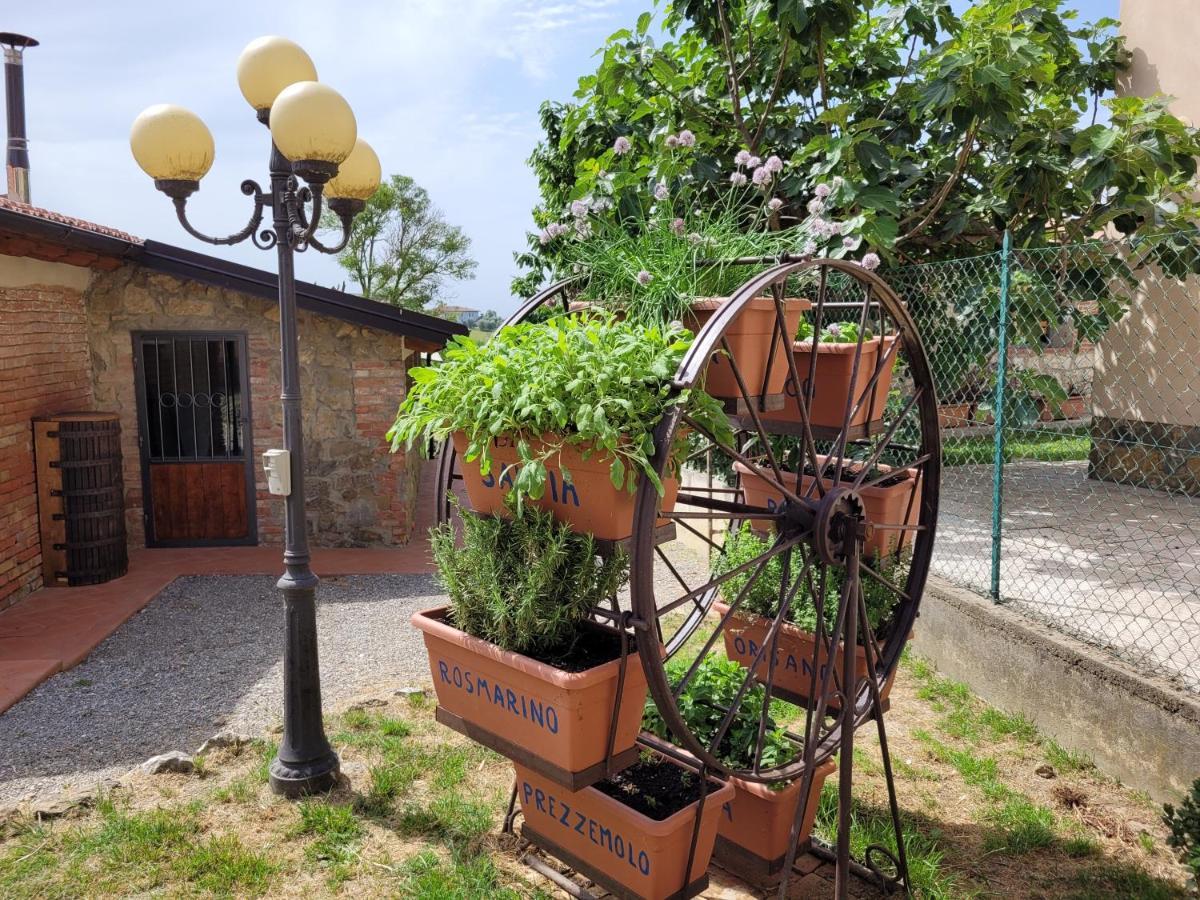 Il Casale Di Lucullo Vila Lucignano Exterior foto